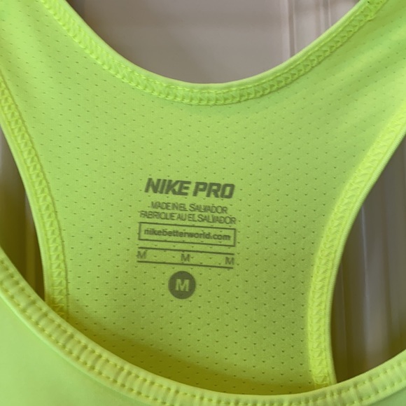 Nike Dri-fit racer back tank size M - Picture 2 of 3